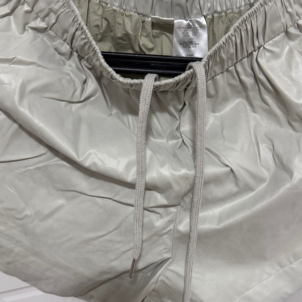 Ethos easy Shorts - Picture 3 of 5